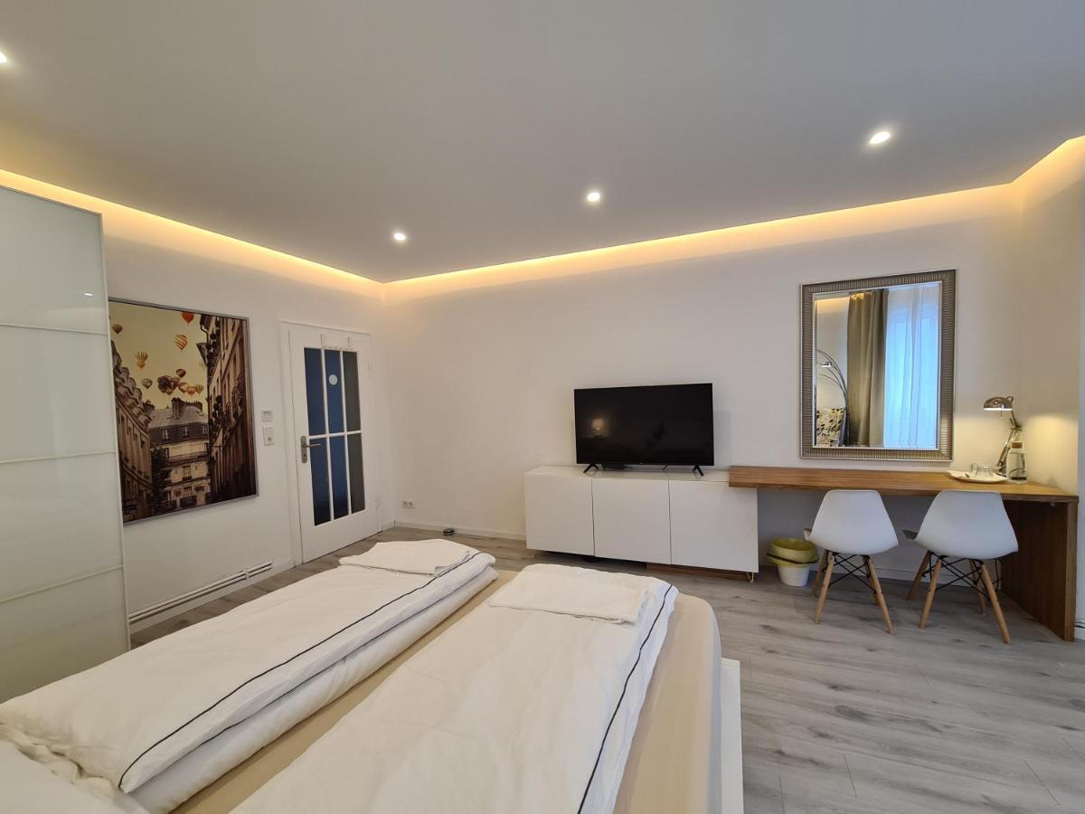 Schoene Ferienwohnung Im Herzen Von Hanôver Exterior foto